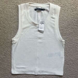 🆕 Abercrombie & Fitch Sleeveless Top